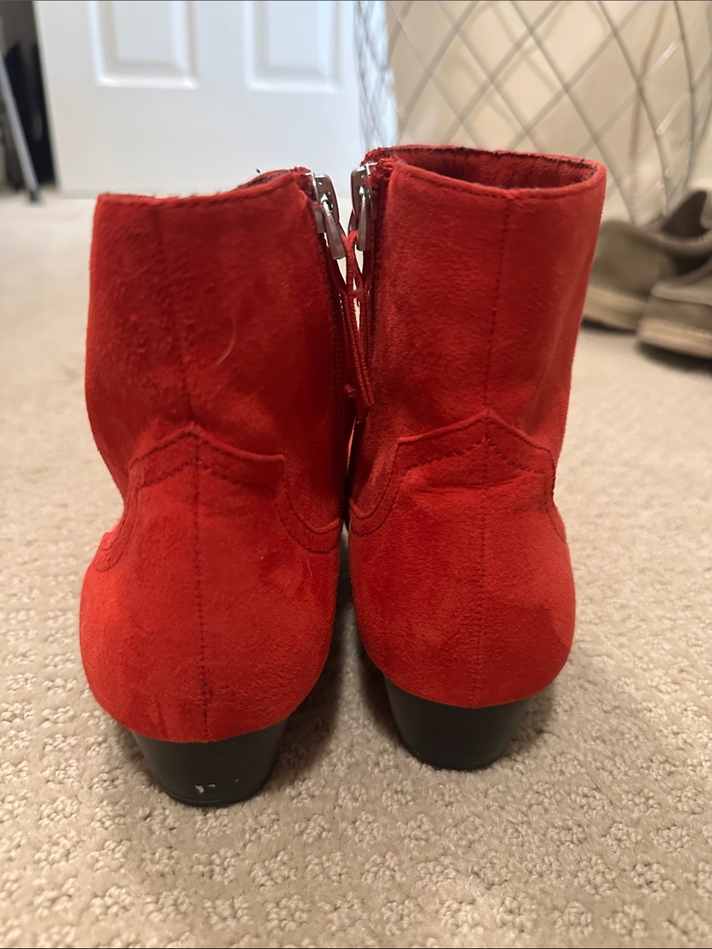 Red booties - Picture 2 of 4